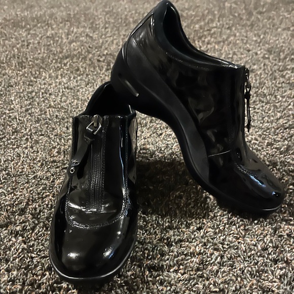 Cole Haan Shoes - Cole Haan Black Leather Shoes